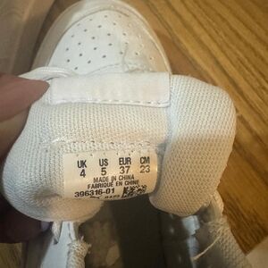 Puma Kids Sneakers - White